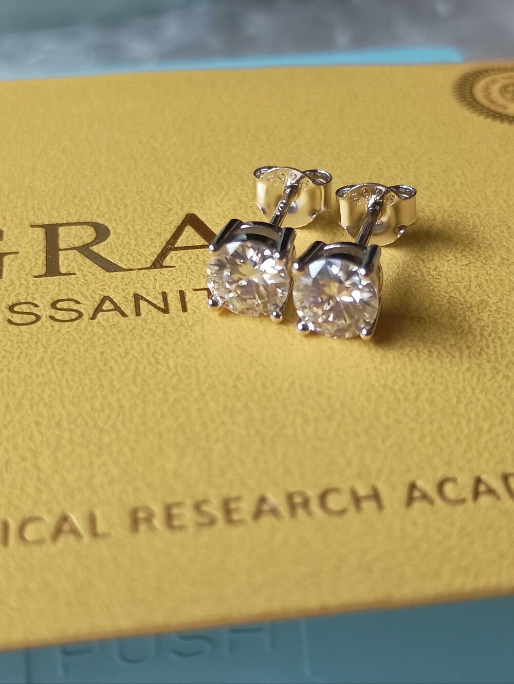 1CT Moissanite Prong Studs Earrings Real 925 Silver 18k G/P GRA Certificate💎